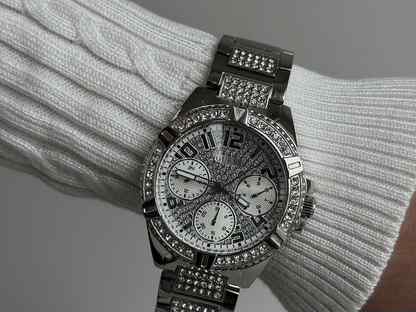Часы женские guess