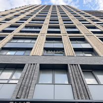 2-к. квартира, 50 м², 13/33 эт.